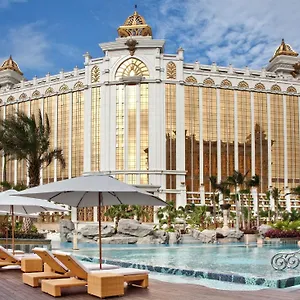 https://galaxy-macau.getmacauhotels.com